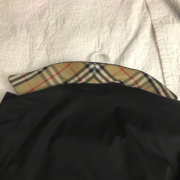 Burberry Trench Coat - Picture 7 of 8